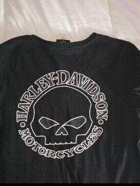 Harley-Davidson Black V-Neck Willie G Short Sleeve Tee Size M